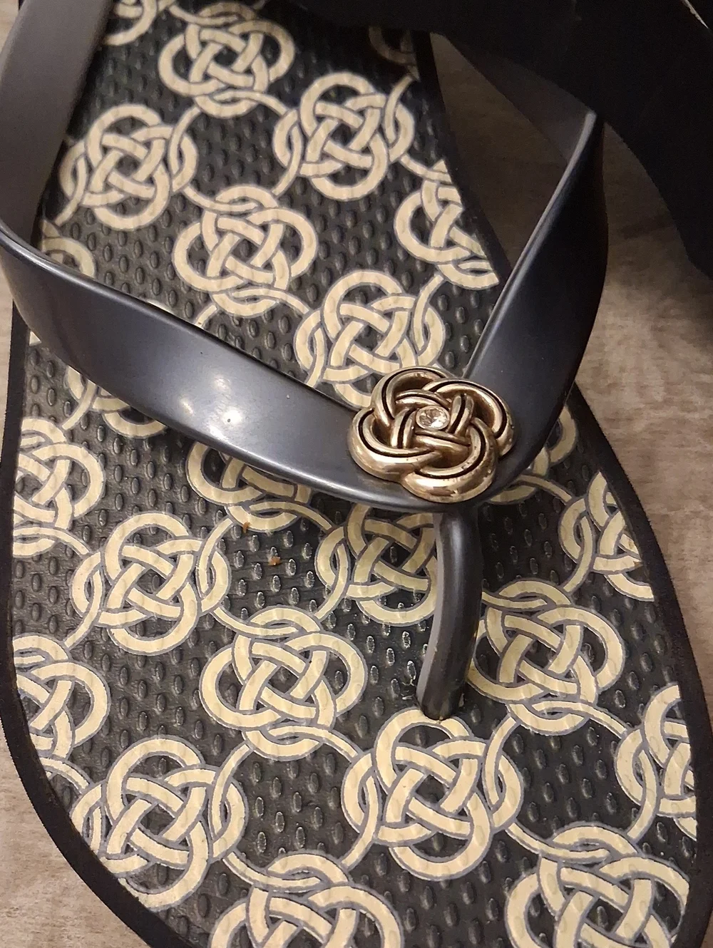 Brighton Karrie Flip Flops Size 9 Navy